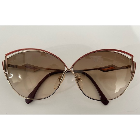 Yves Saint Laurent Vintage 80s Cat Eye Sunglasses Red Sparkle Enamel Gold Frame - Picture 16 of 16